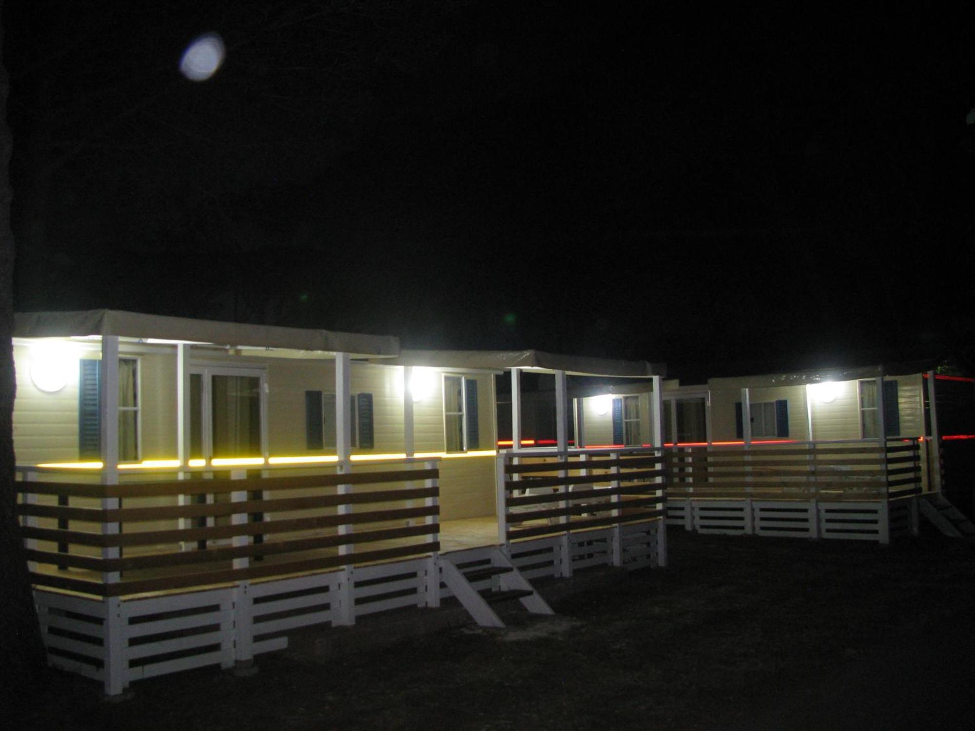 Plamar Mobile Homes Bi Village Фажана Экстерьер фото